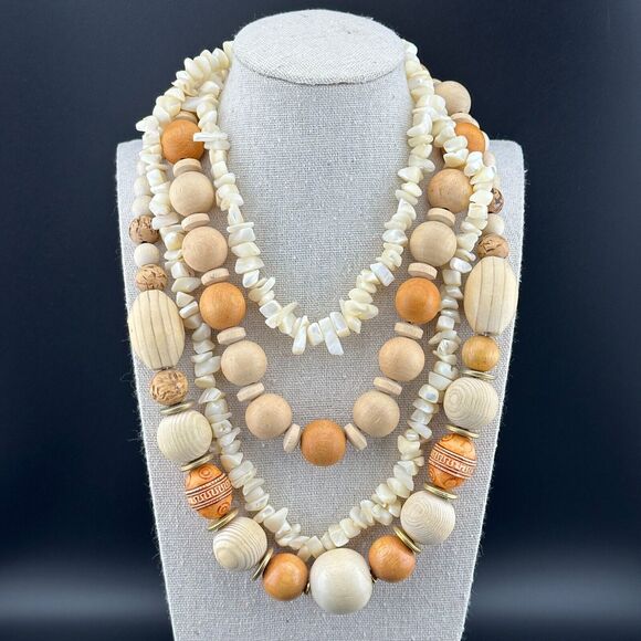 Lot of 3 Vintage Necklaces Mother of Pearl Chips Wooden Bead Round Chunky Cream - Picture 1 of 11